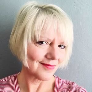 Meet your Posher, Jeanette